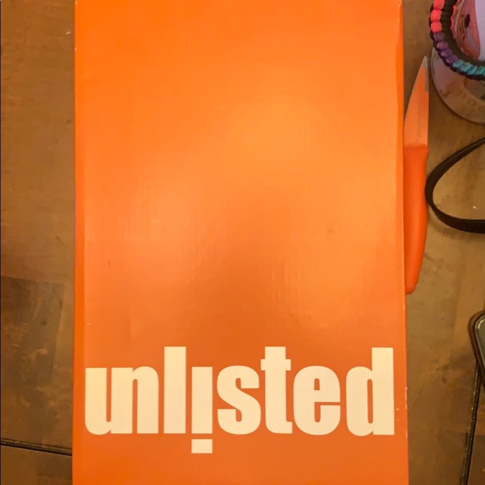 UNLISTED Proto Call Black Patent Pumps - Size 8